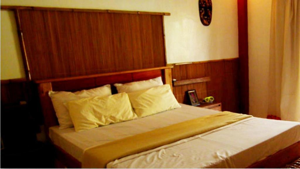 Cooper'S Beach Resort Lucbuan Номер фото